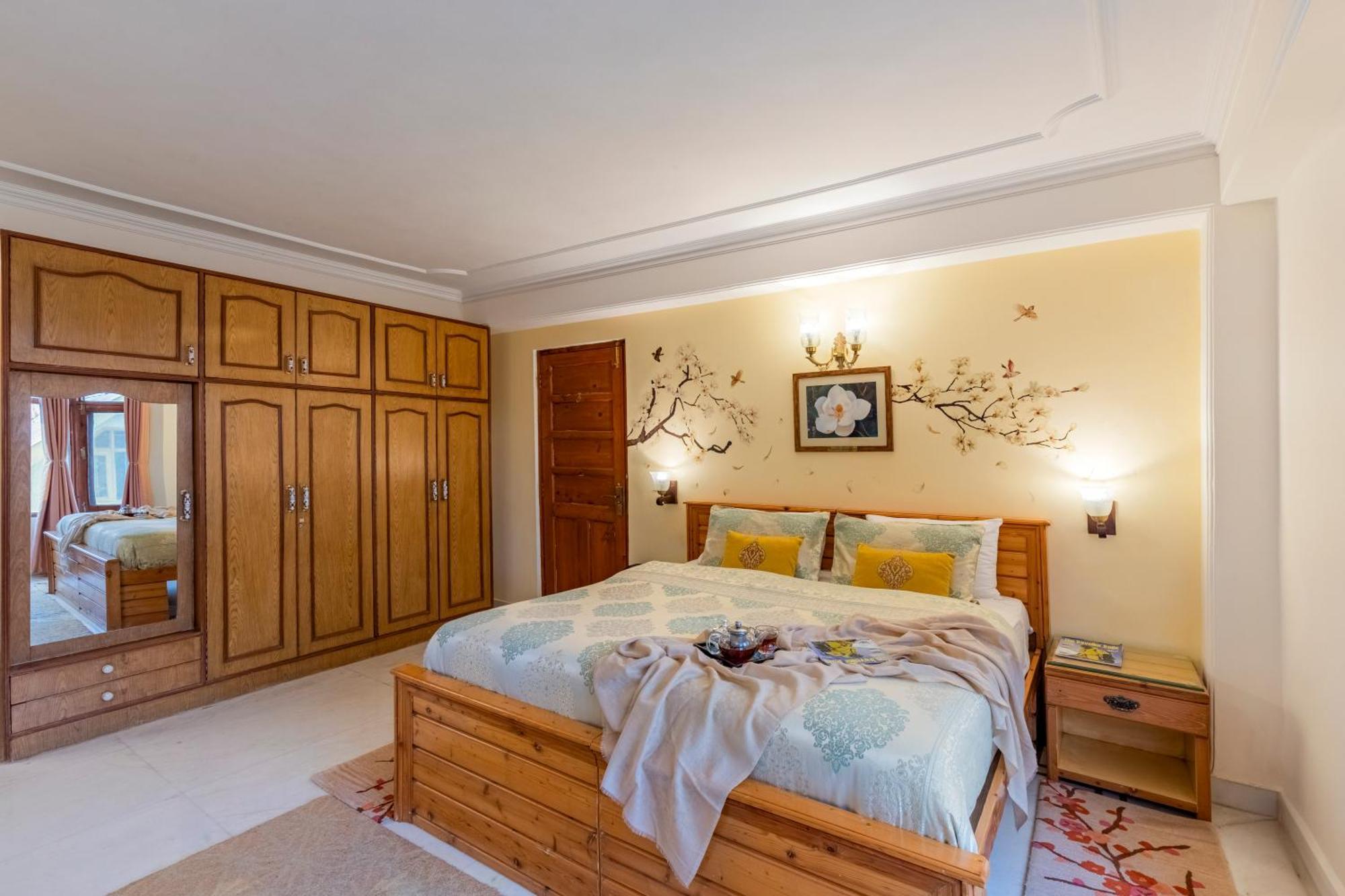 Alaya Stays Meridian Oak, Shimla Zewnętrze zdjęcie