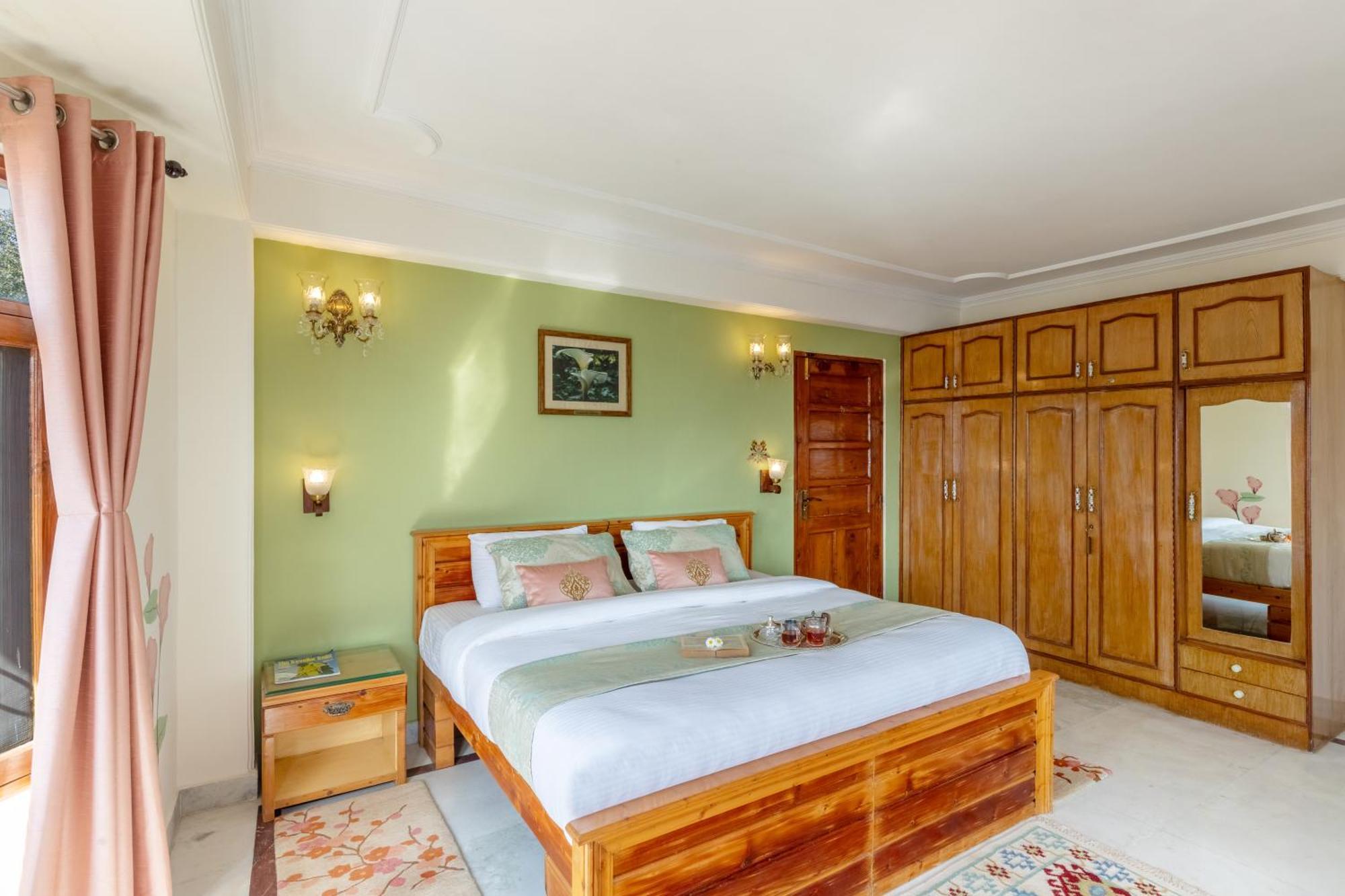 Alaya Stays Meridian Oak, Shimla Zewnętrze zdjęcie