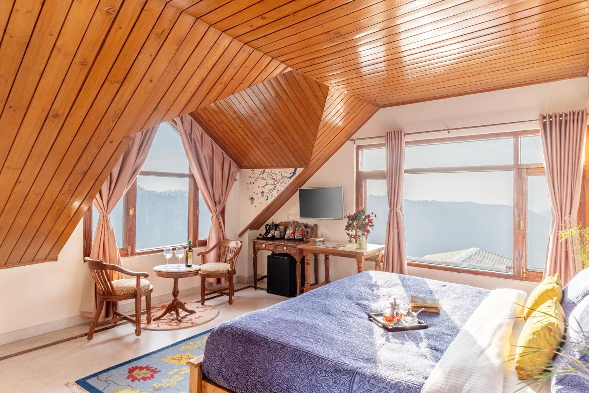 Alaya Stays Meridian Oak, Shimla Zewnętrze zdjęcie